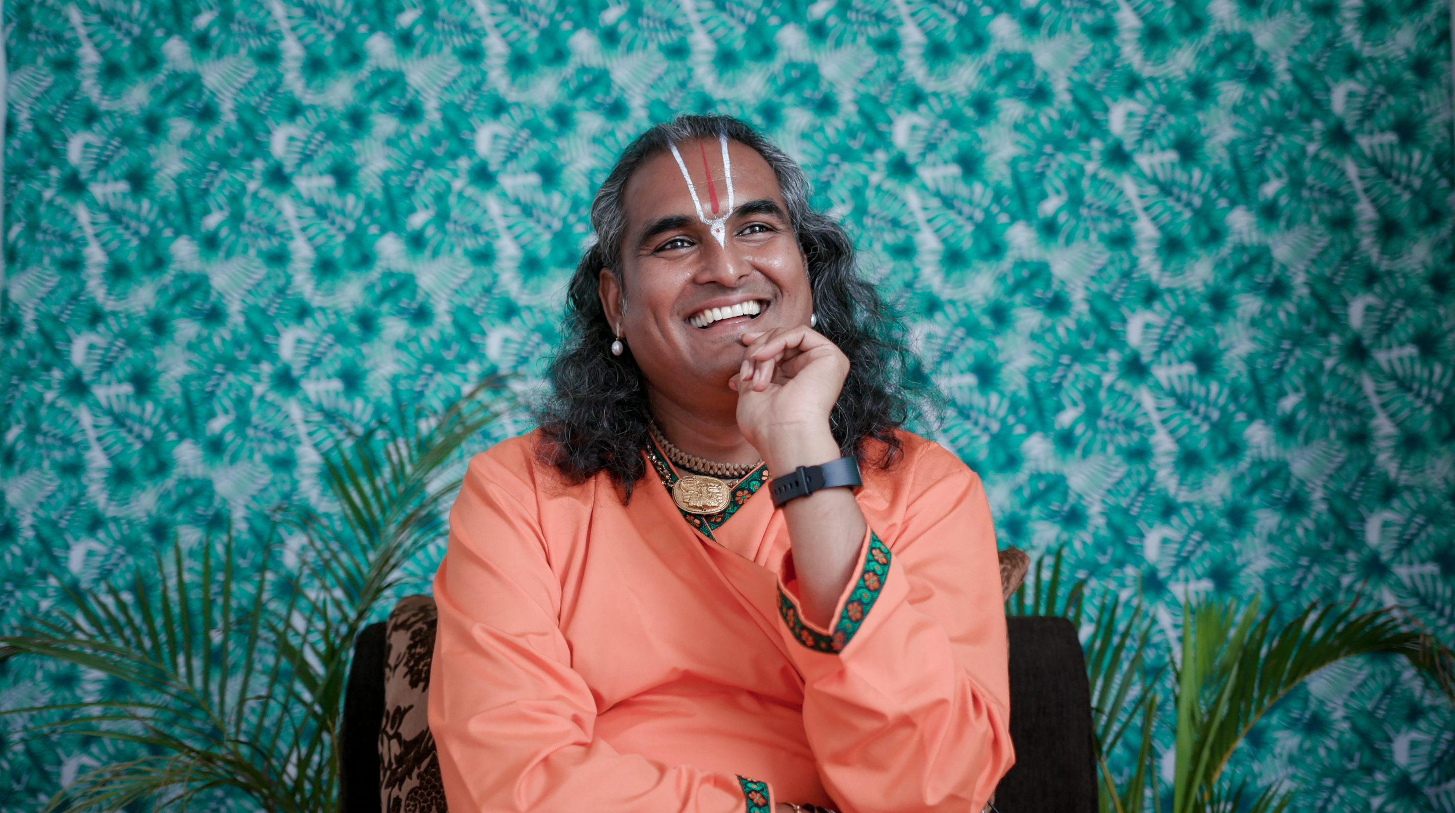 online darshan with Swami Vishwnanda